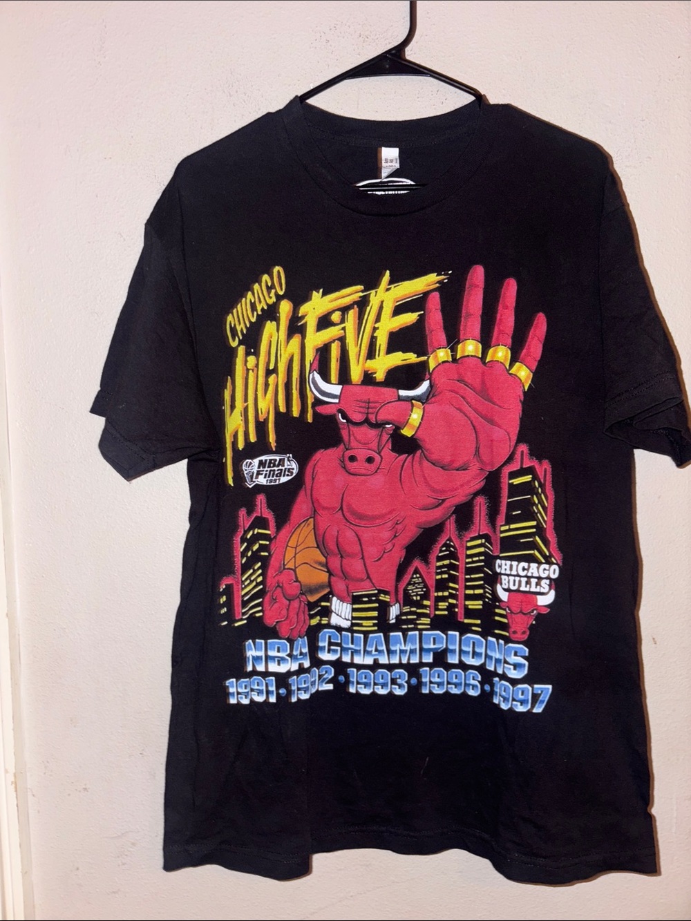 American Apparel Black Chicago Bulls 'High Five' Graphic Tee with Red Mascot